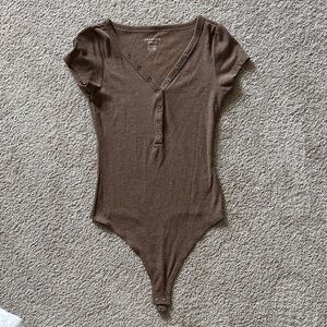American Eagle Brown Short Sleeve Bodysuit